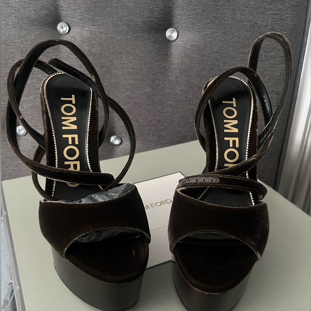 Tom Ford velvet Disco